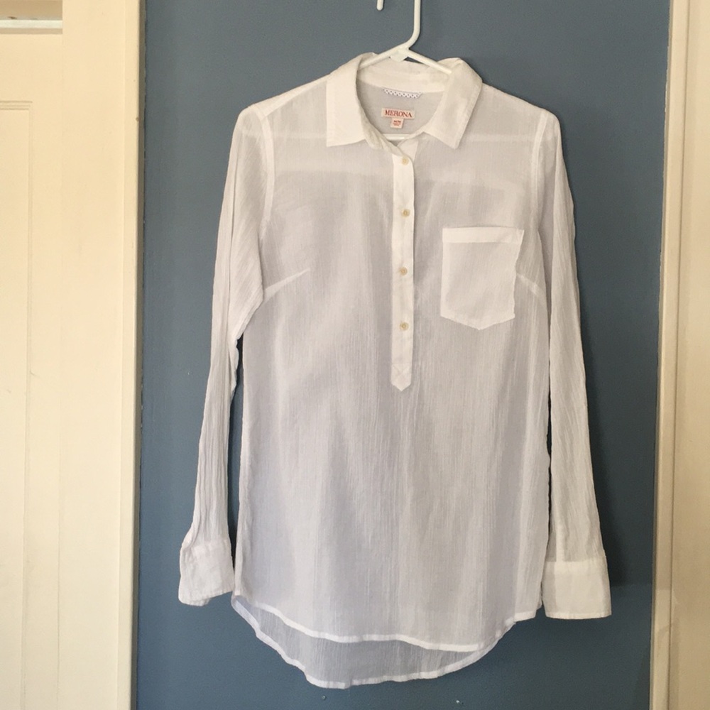 White blouse (size med)